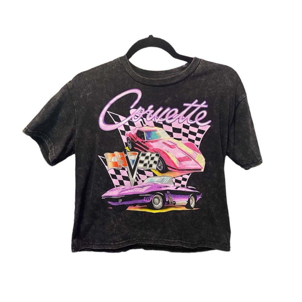 NWOT CHEMISTRY Black Distressed Graphic Corvette Crop TopTee.Size XL in Juniors.